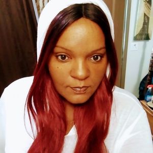 Meet your Posher, Brenda